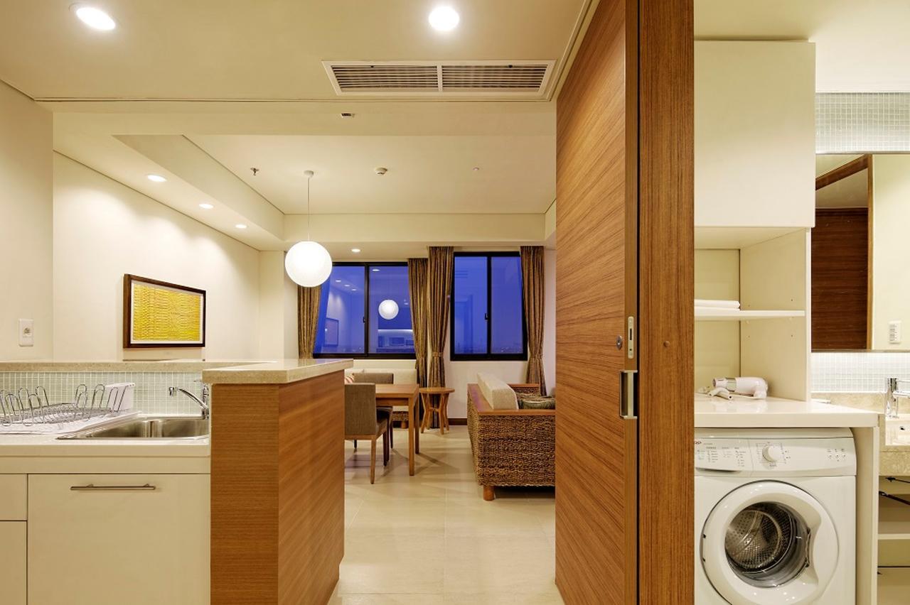Axia South Cikarang Service Apartment Экстерьер фото